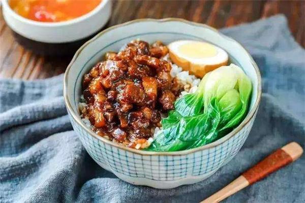 沈小厨鸡扒卤肉饭